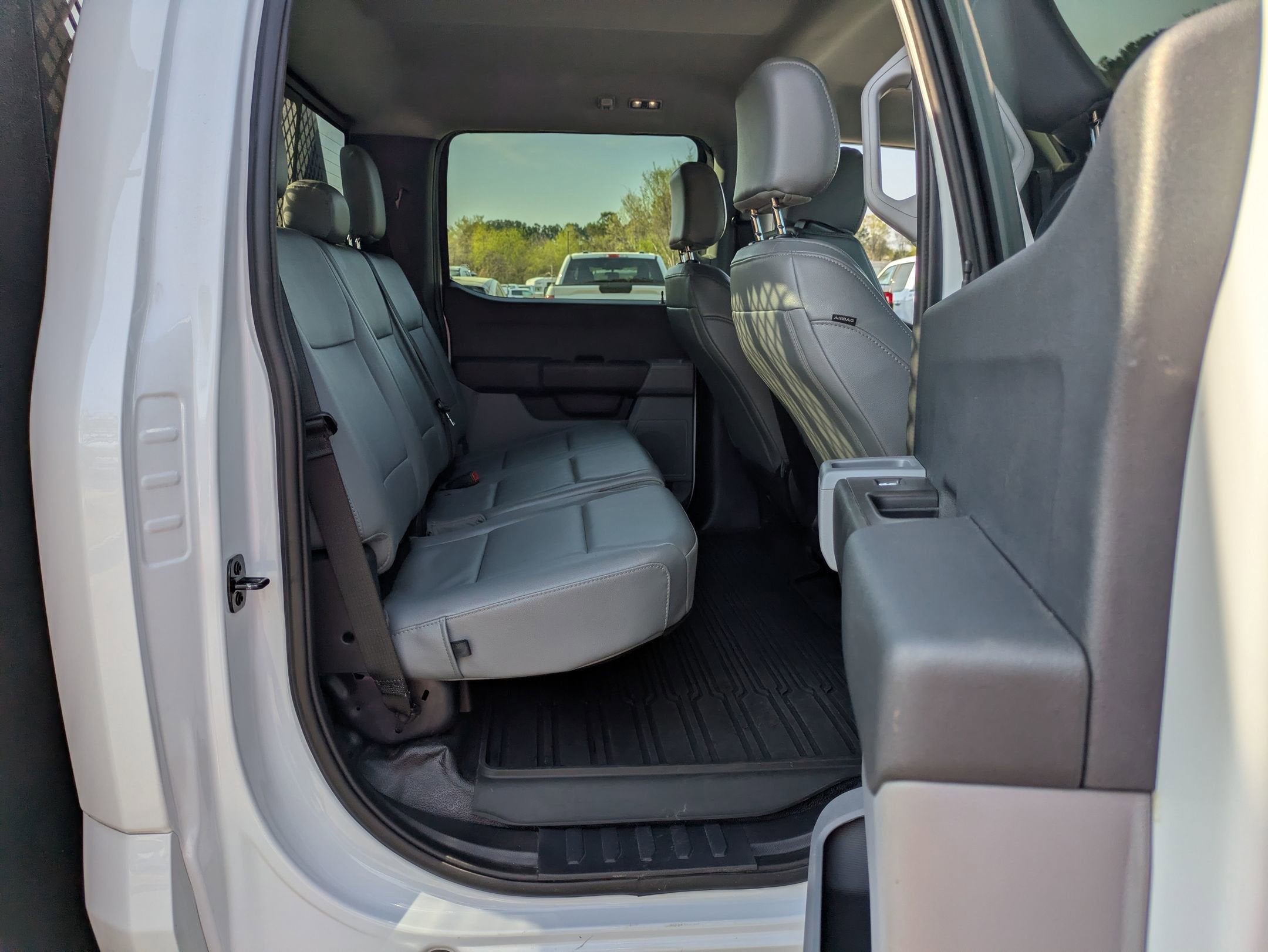 2024 Ford Super Duty F-550 DRW XL