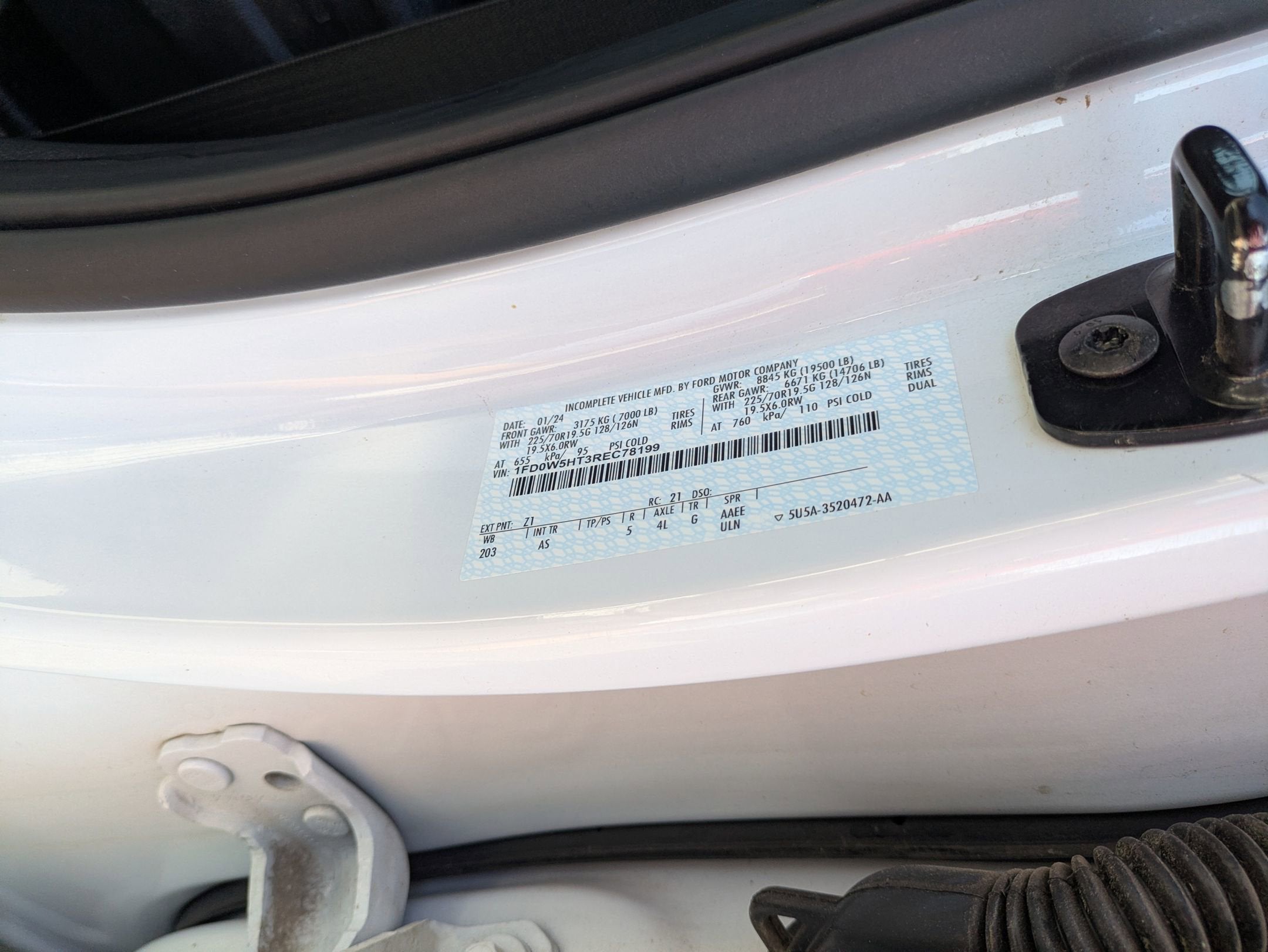 2024 Ford Super Duty F-550 DRW XL