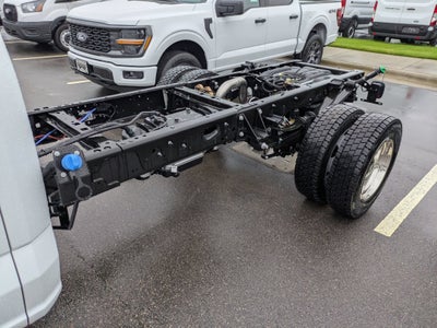 2026 Ford Super Duty F-550 DRW XL