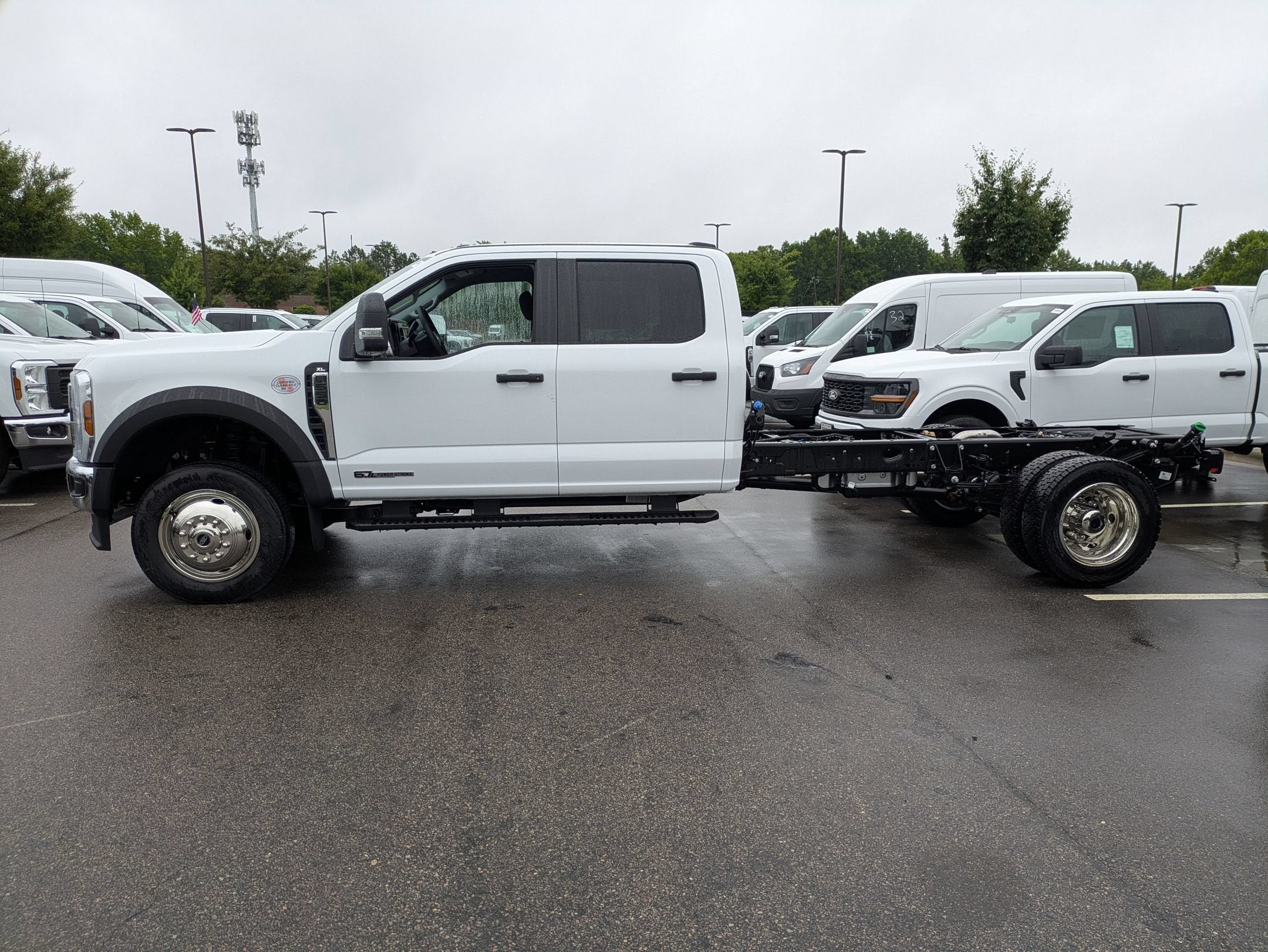 2026 Ford Super Duty F-550 DRW XL