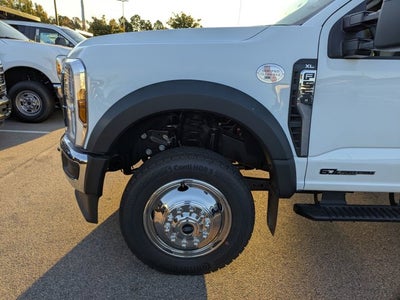 2025 Ford Super Duty F-550 DRW XL