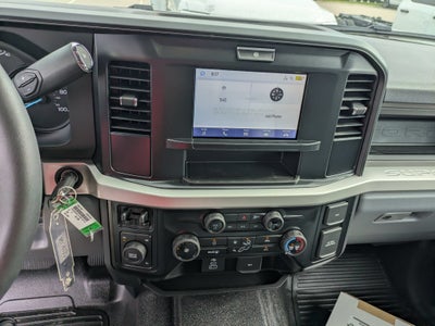 2026 Ford Super Duty F-550 DRW XL