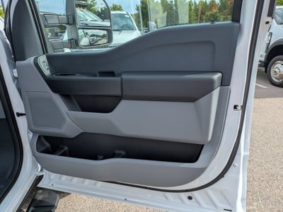 2026 Ford Super Duty F-550 DRW XL