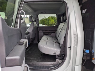 2025 Ford Super Duty F-550 DRW XL