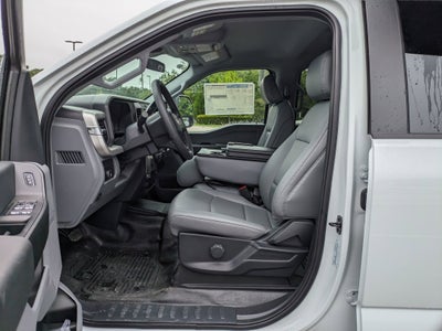 2025 Ford Super Duty F-550 DRW XL