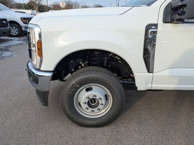 2026 Ford Super Duty F-350 DRW XL