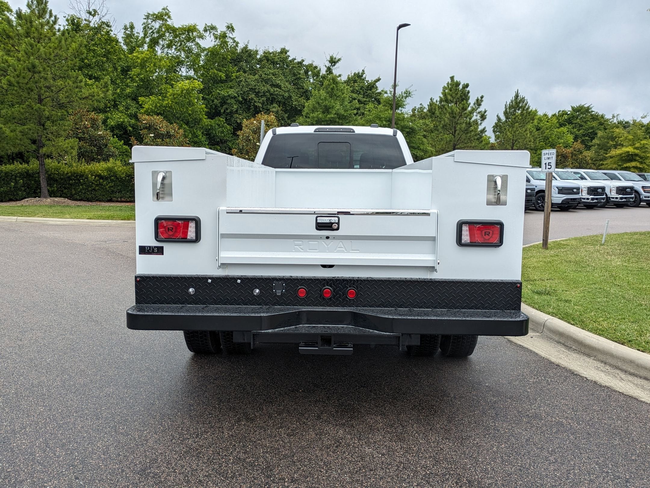 2025 Ford Super Duty F-350 DRW XL