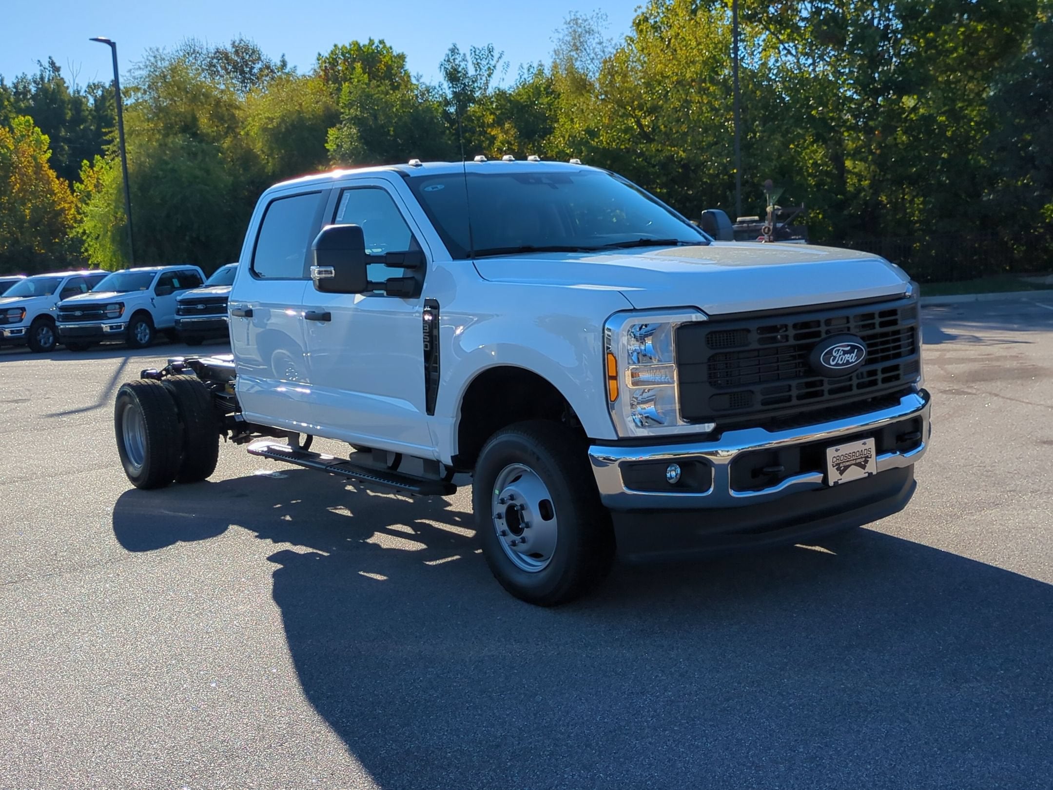 2027 Ford Super Duty F-350 DRW XL