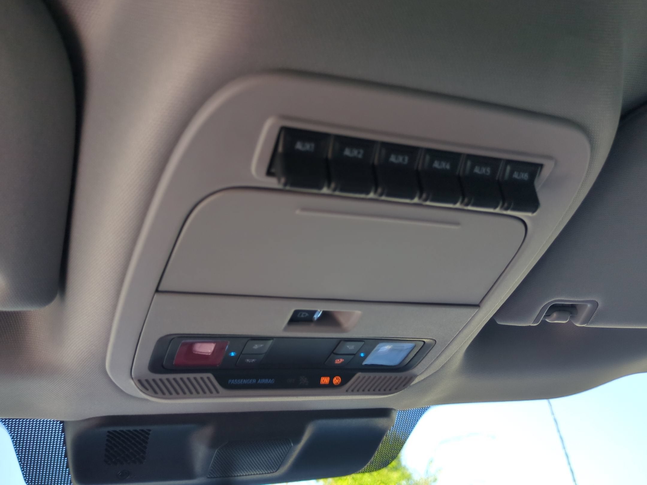 2027 Ford Super Duty F-350 DRW XL