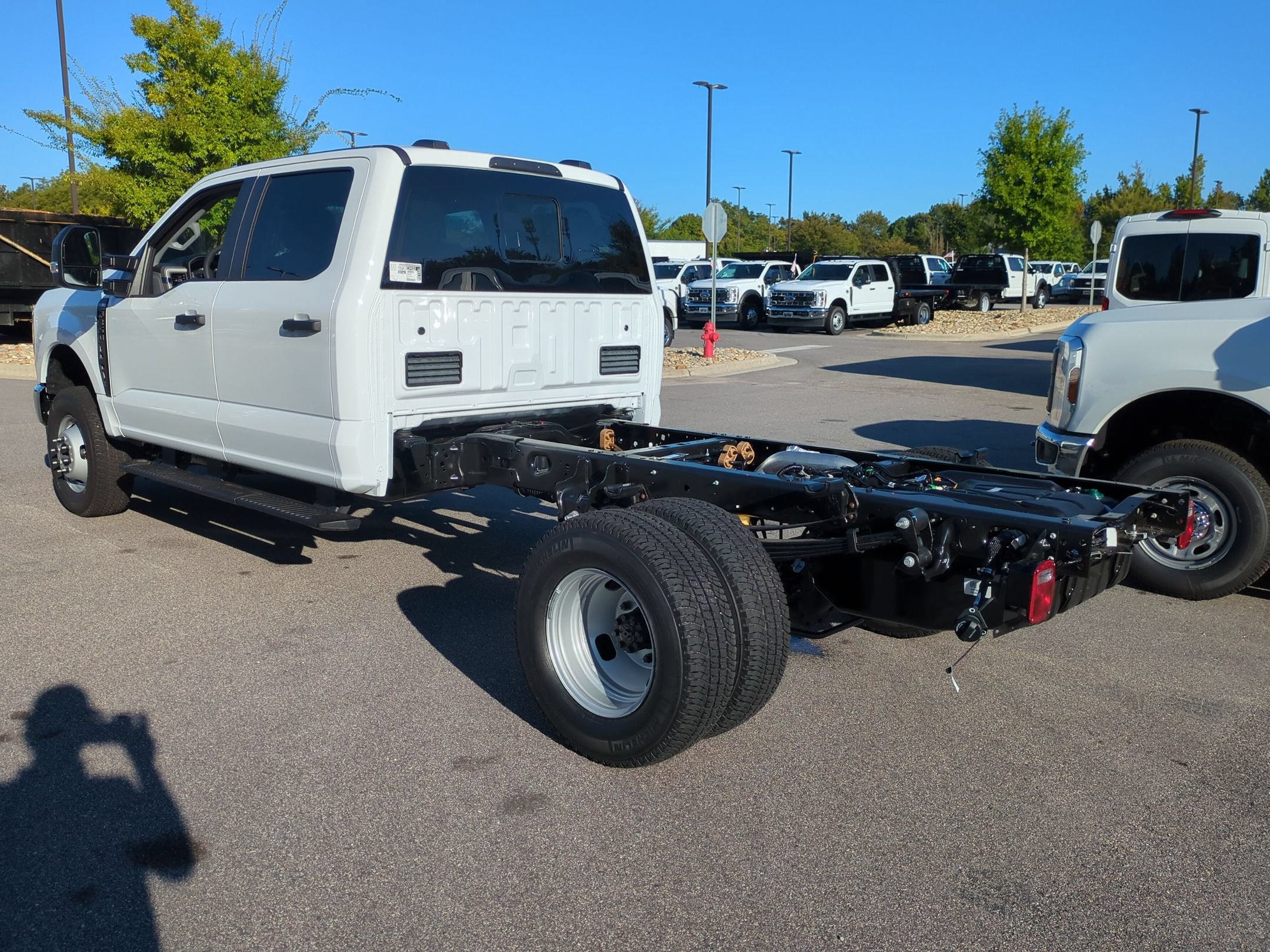 2027 Ford Super Duty F-350 DRW XL