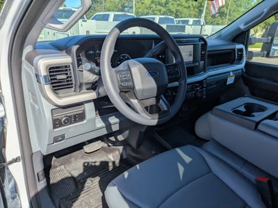 2026 Ford Super Duty F-350 DRW XL