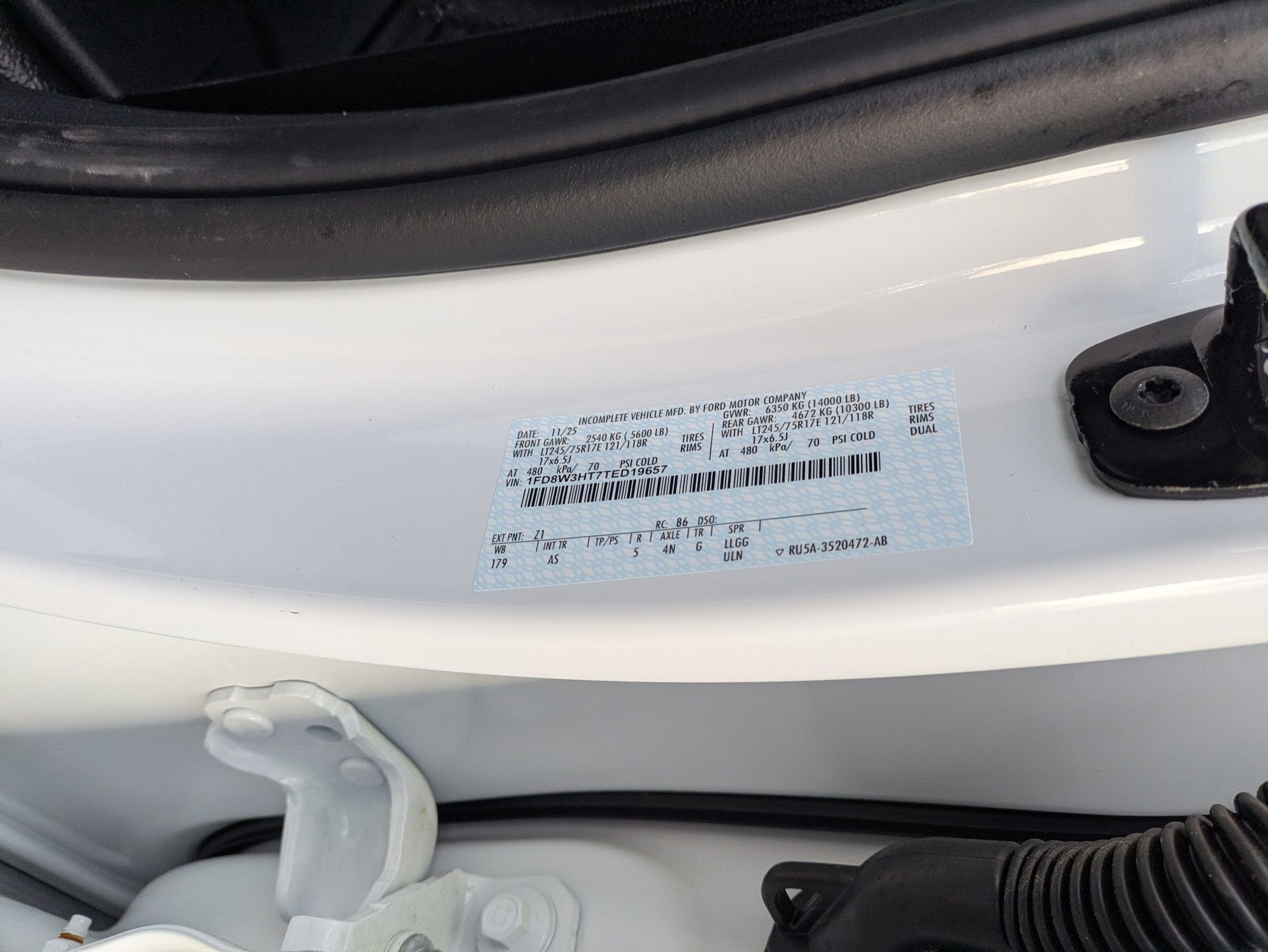 2026 Ford Super Duty F-350 DRW XL