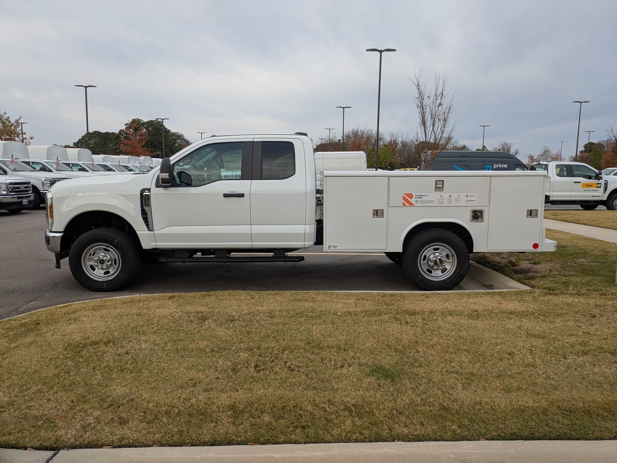 2025 Ford Super Duty F-350 SRW XL