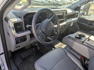 2026 Ford Super Duty F-350 DRW XL