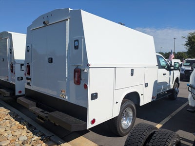 2026 Ford Super Duty F-350 DRW XL