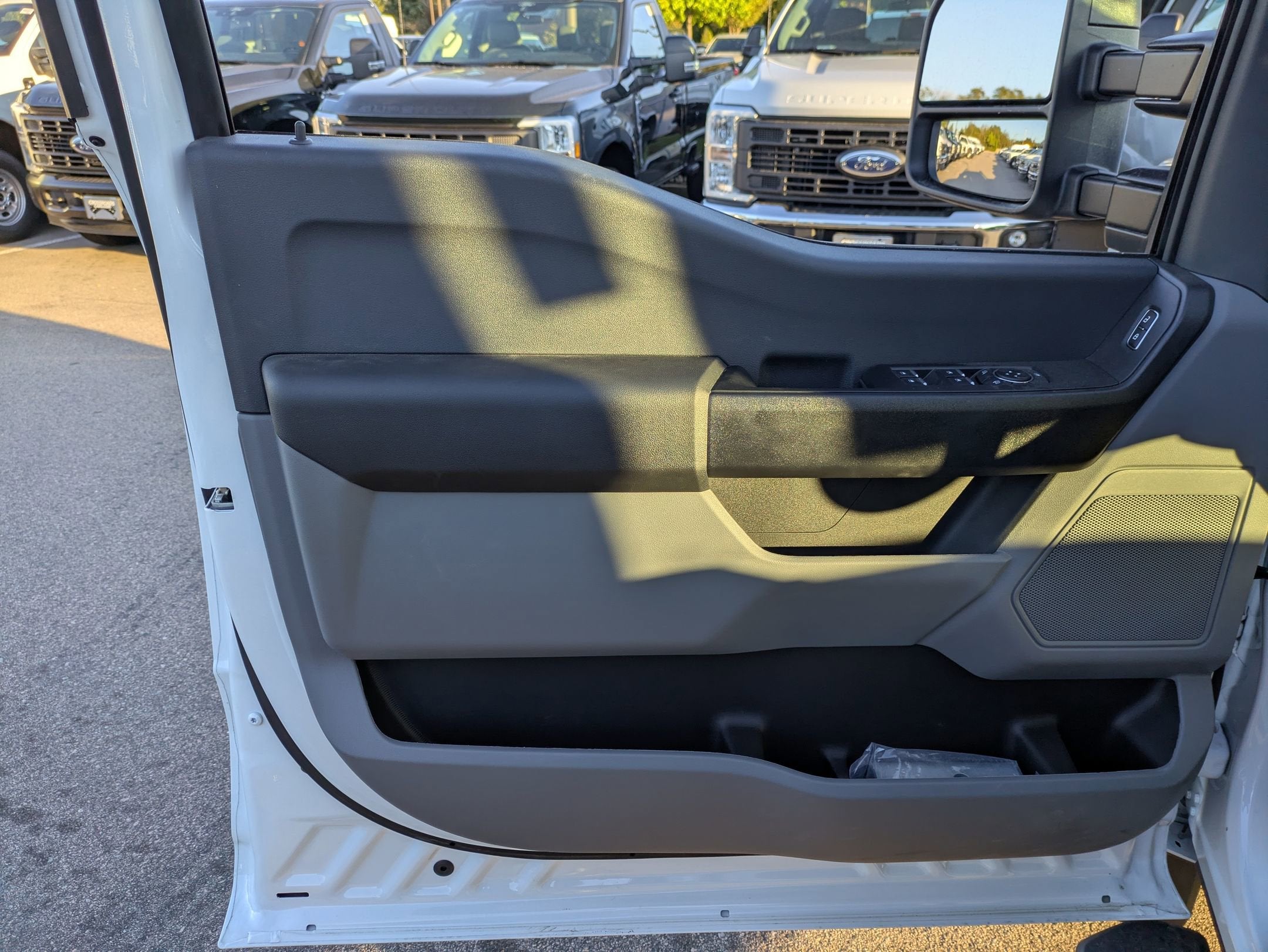 2025 Ford Super Duty F-450 DRW XL