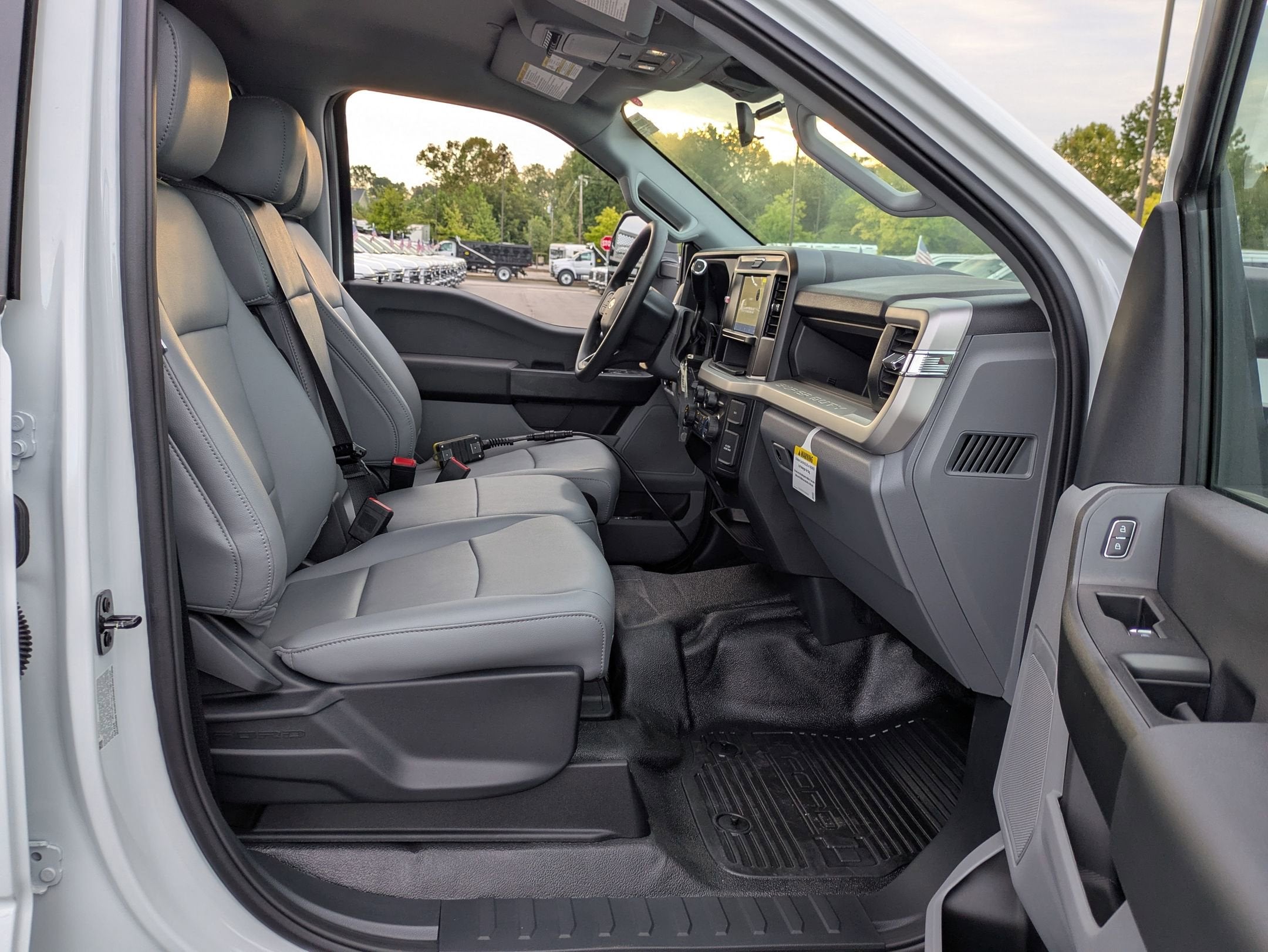 2025 Ford Super Duty F-450 DRW XL