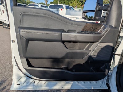 2026 Ford Super Duty F-450 DRW LARIAT