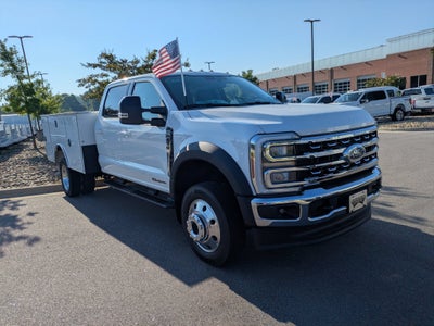 2026 Ford Super Duty F-450 DRW LARIAT