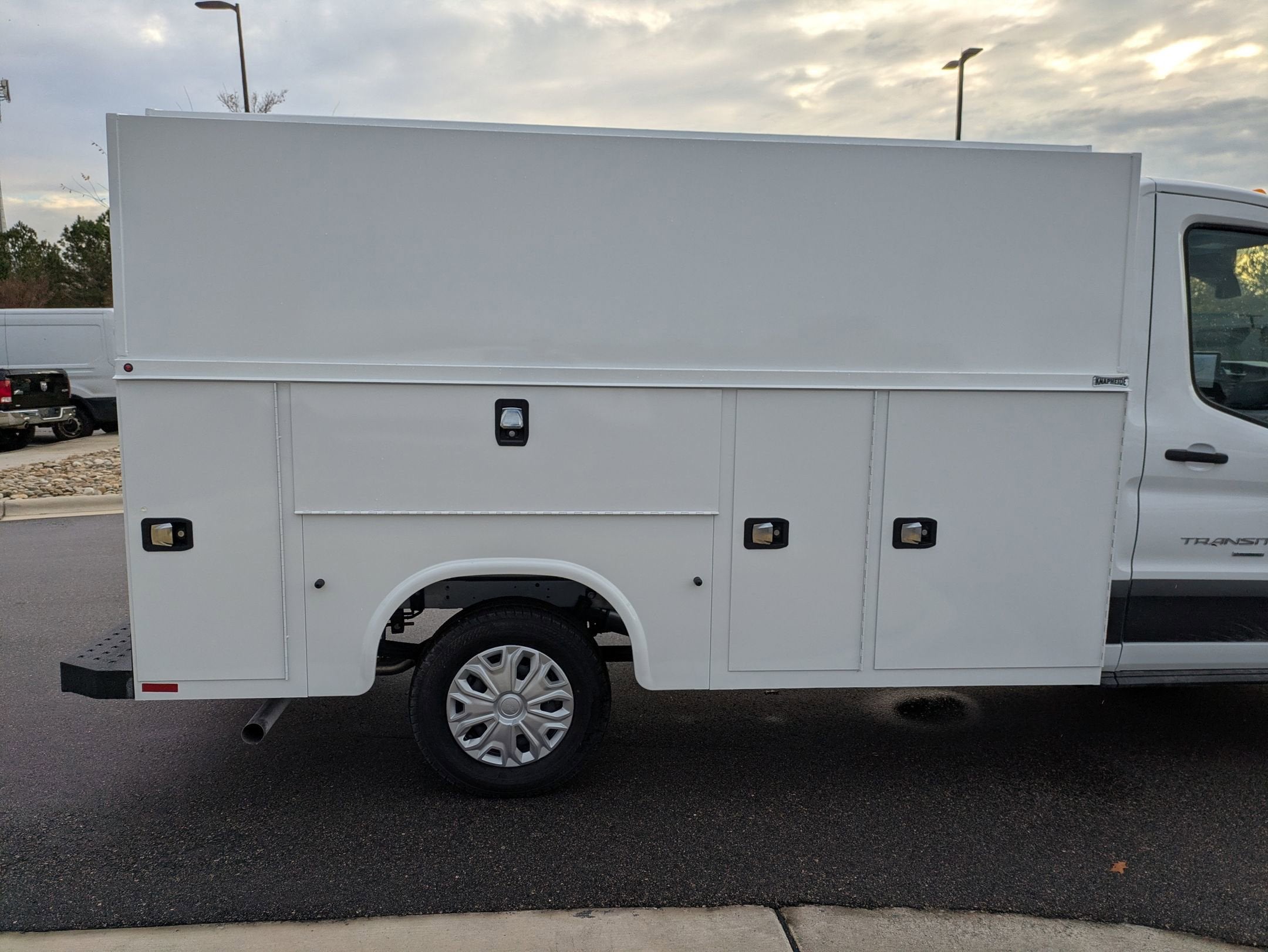 2025 Ford Transit Cutaway Base