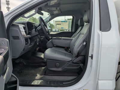 2026 Ford Super Duty F-600 DRW XL