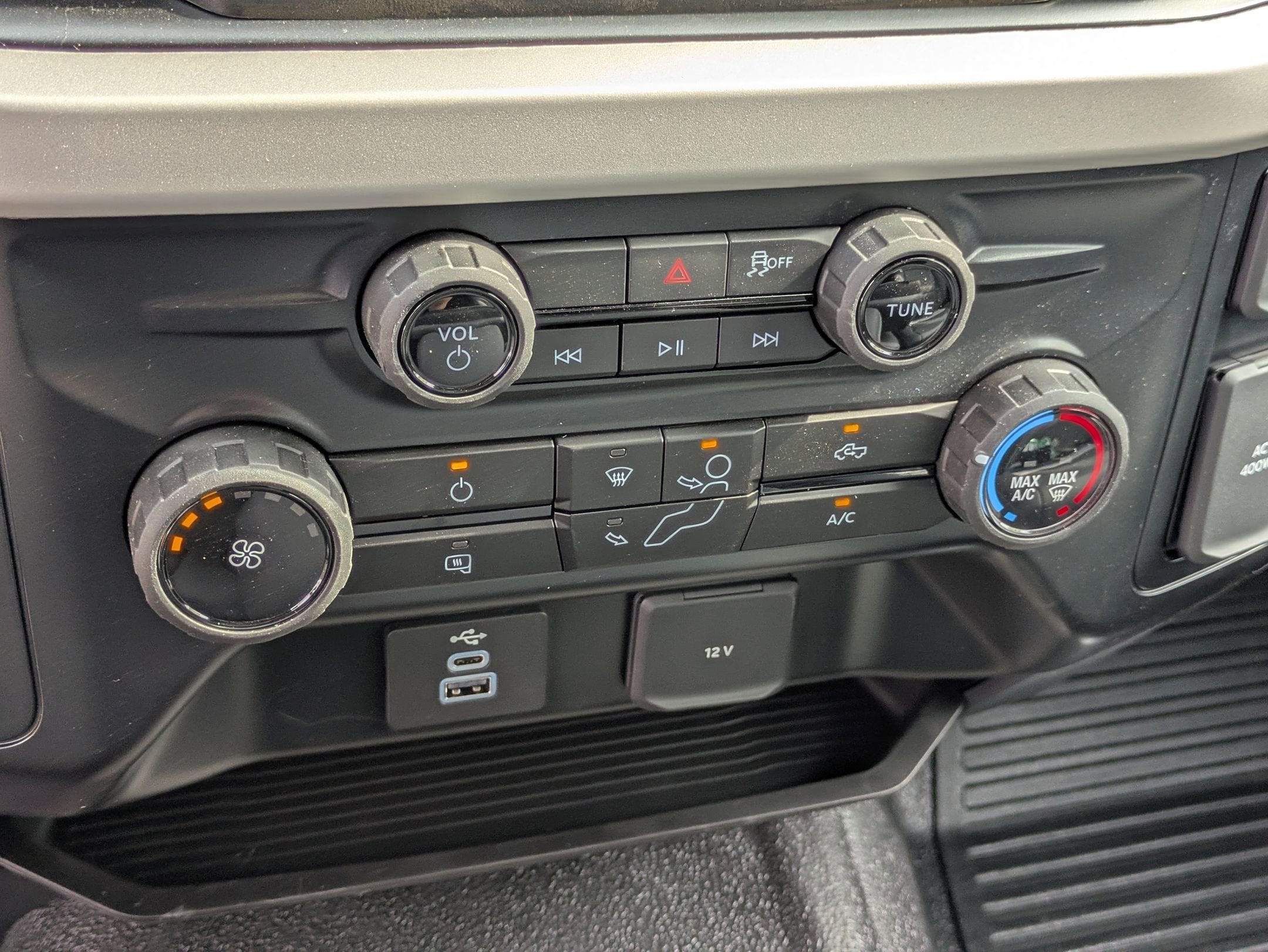 2026 Ford Super Duty F-600 DRW XL