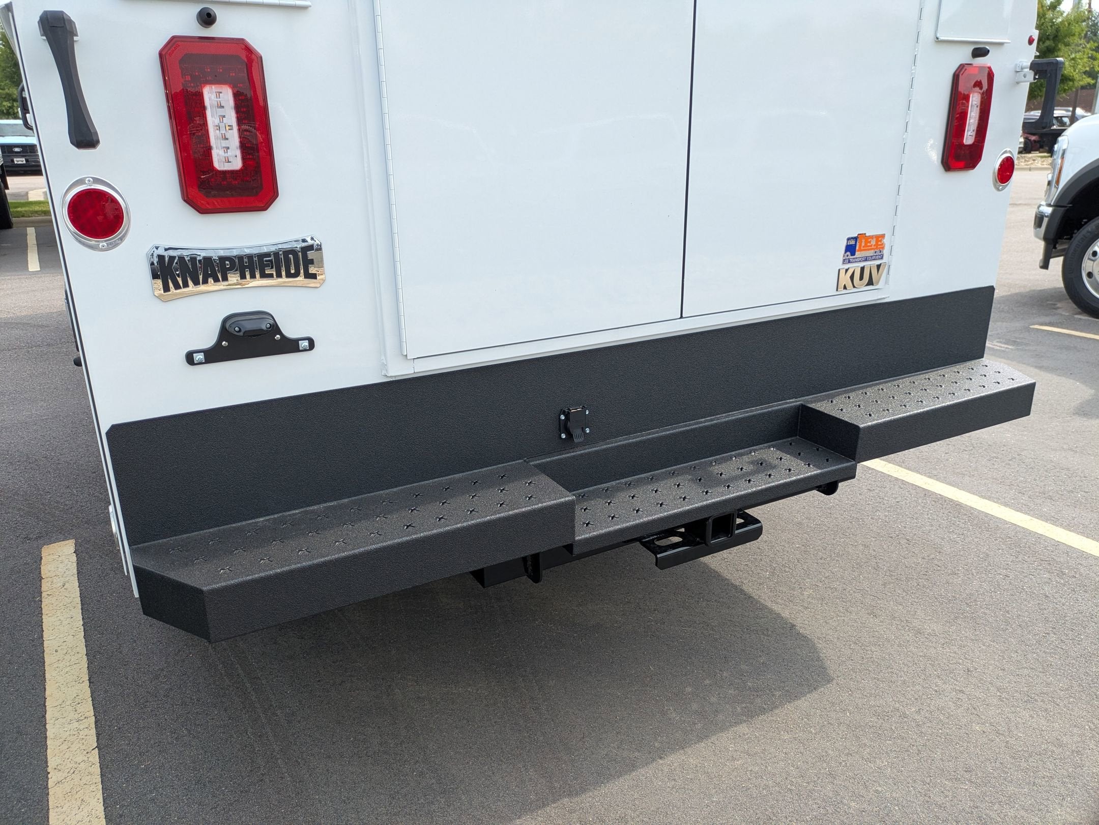 2026 Ford Super Duty F-600 DRW XL