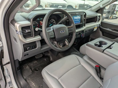 2026 Ford Super Duty F-350 DRW XL