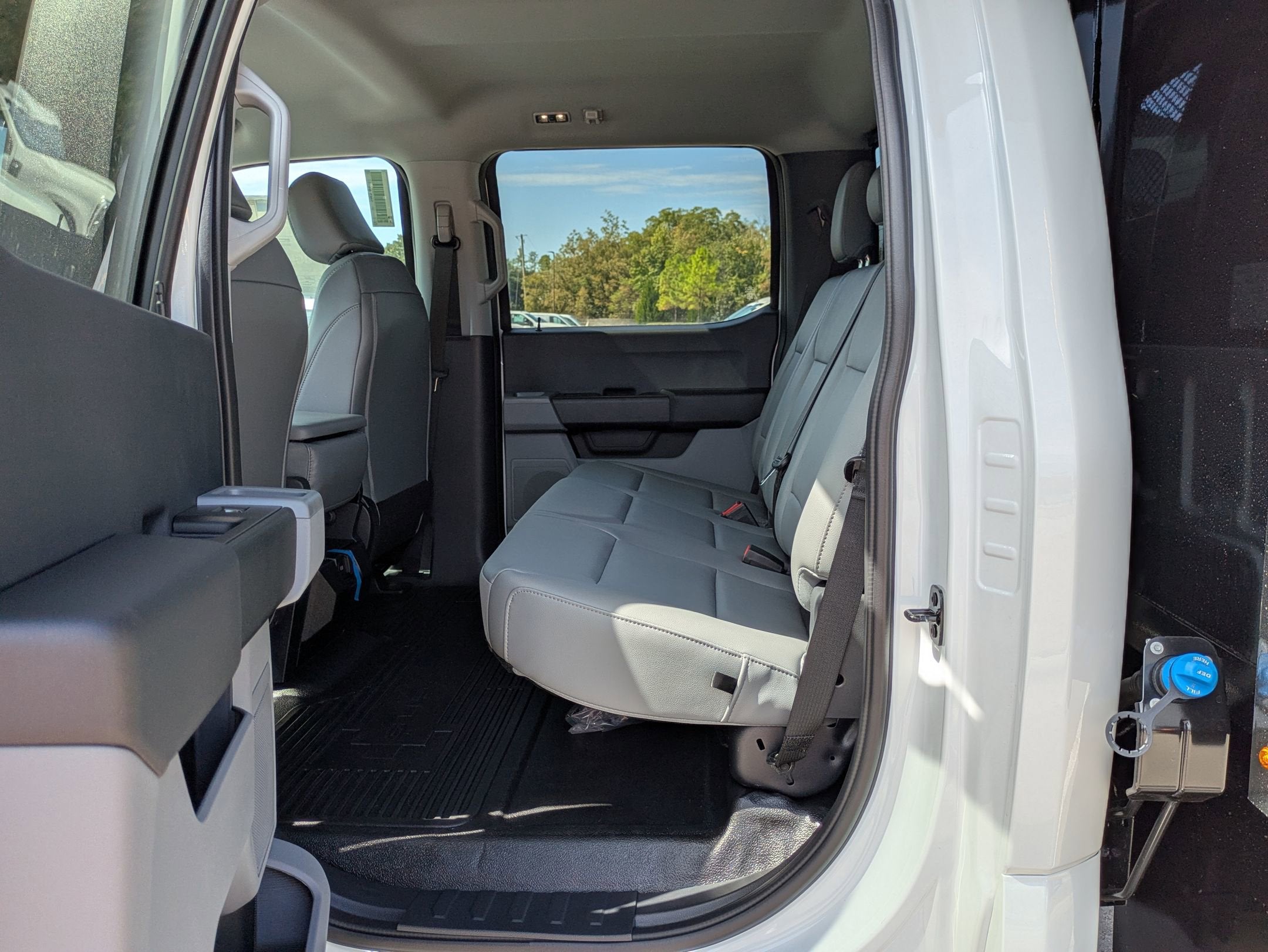 2025 Ford Super Duty F-550 DRW XL