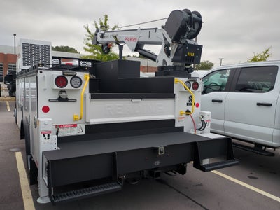 2026 Ford Super Duty F-550 DRW XL