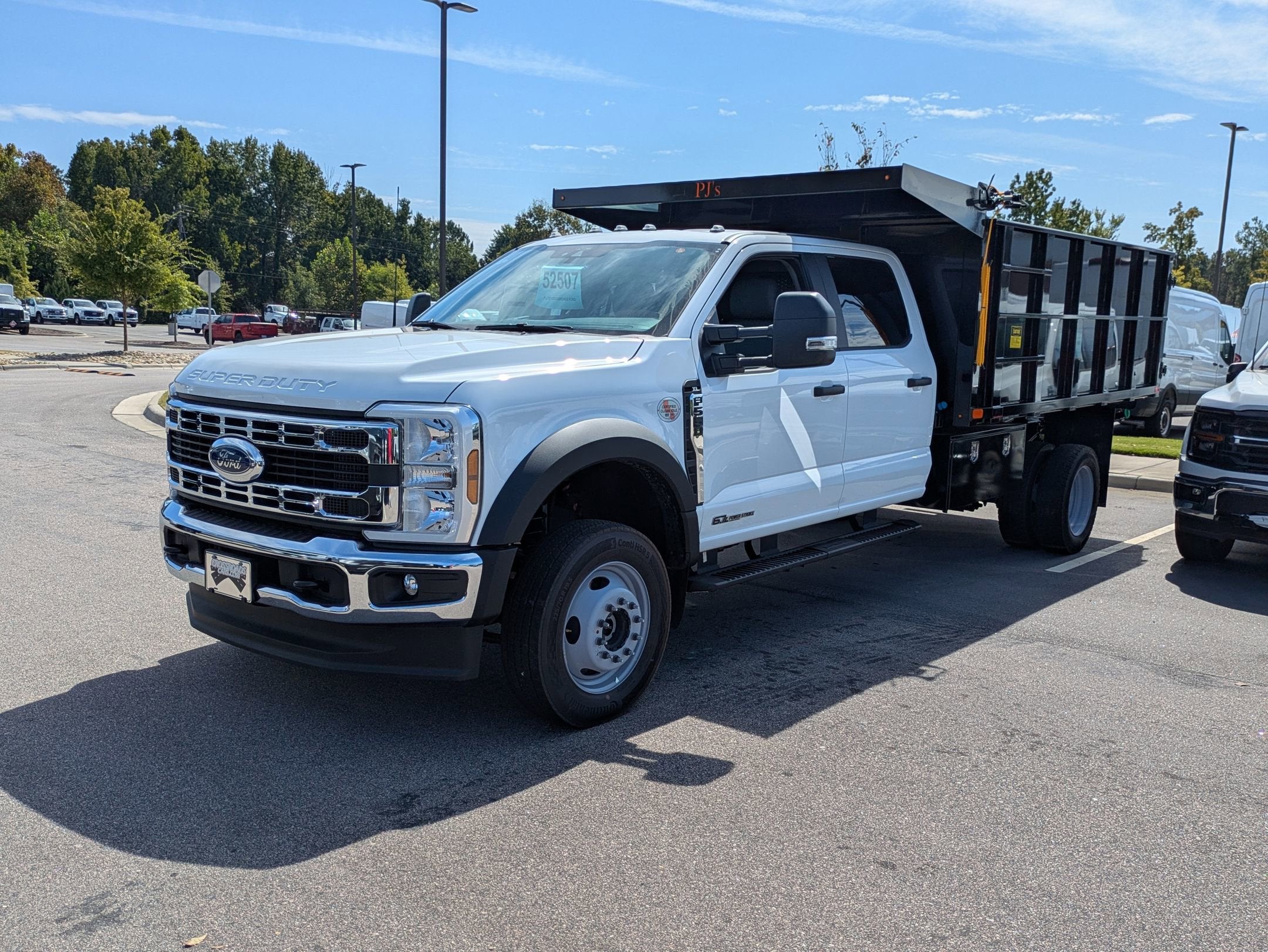 2025 Ford Super Duty F-550 DRW XL