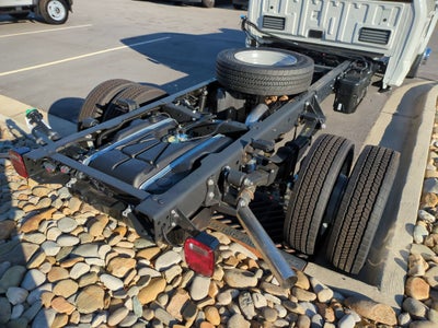 2027 Ford Super Duty F-550 DRW Platinum