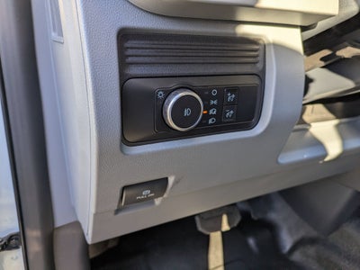 2027 Ford Super Duty F-550 DRW XL