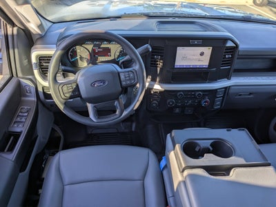 2027 Ford Super Duty F-550 DRW XL