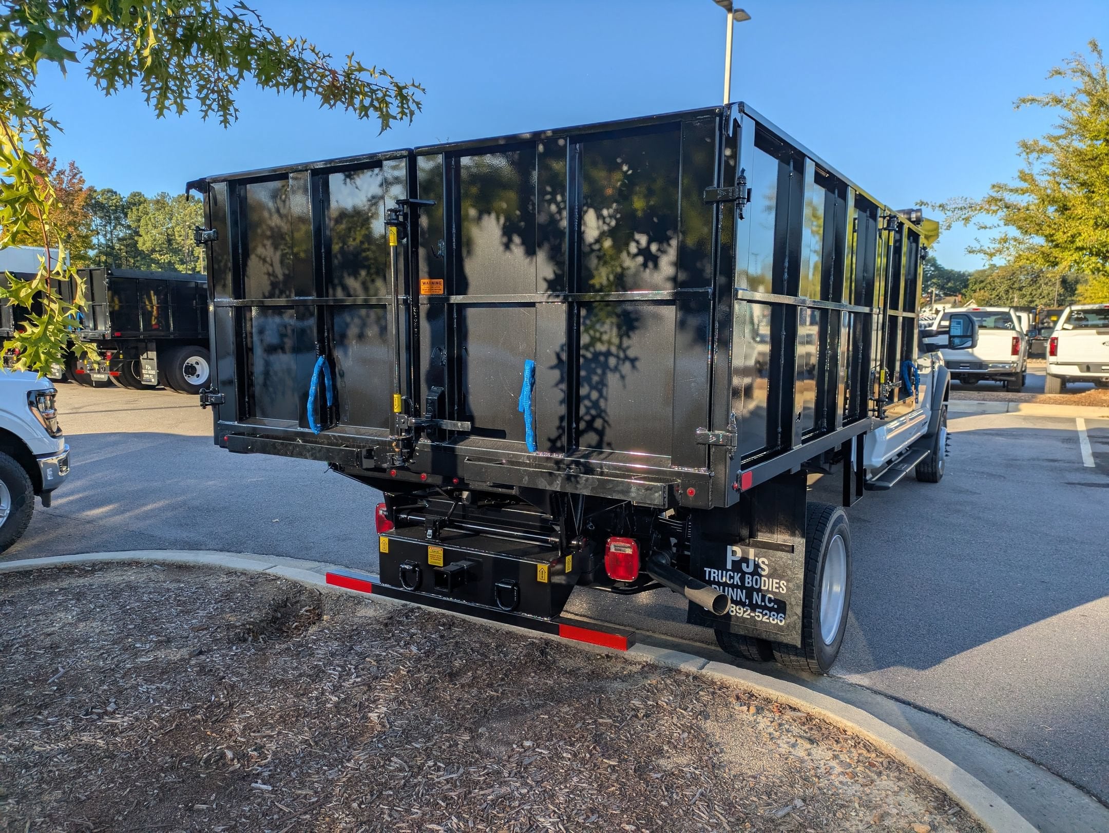 2027 Ford Super Duty F-550 DRW XL