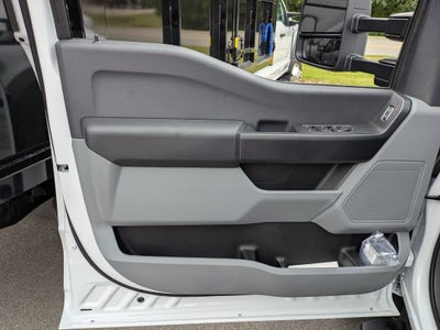 2027 Ford Super Duty F-550 DRW XL