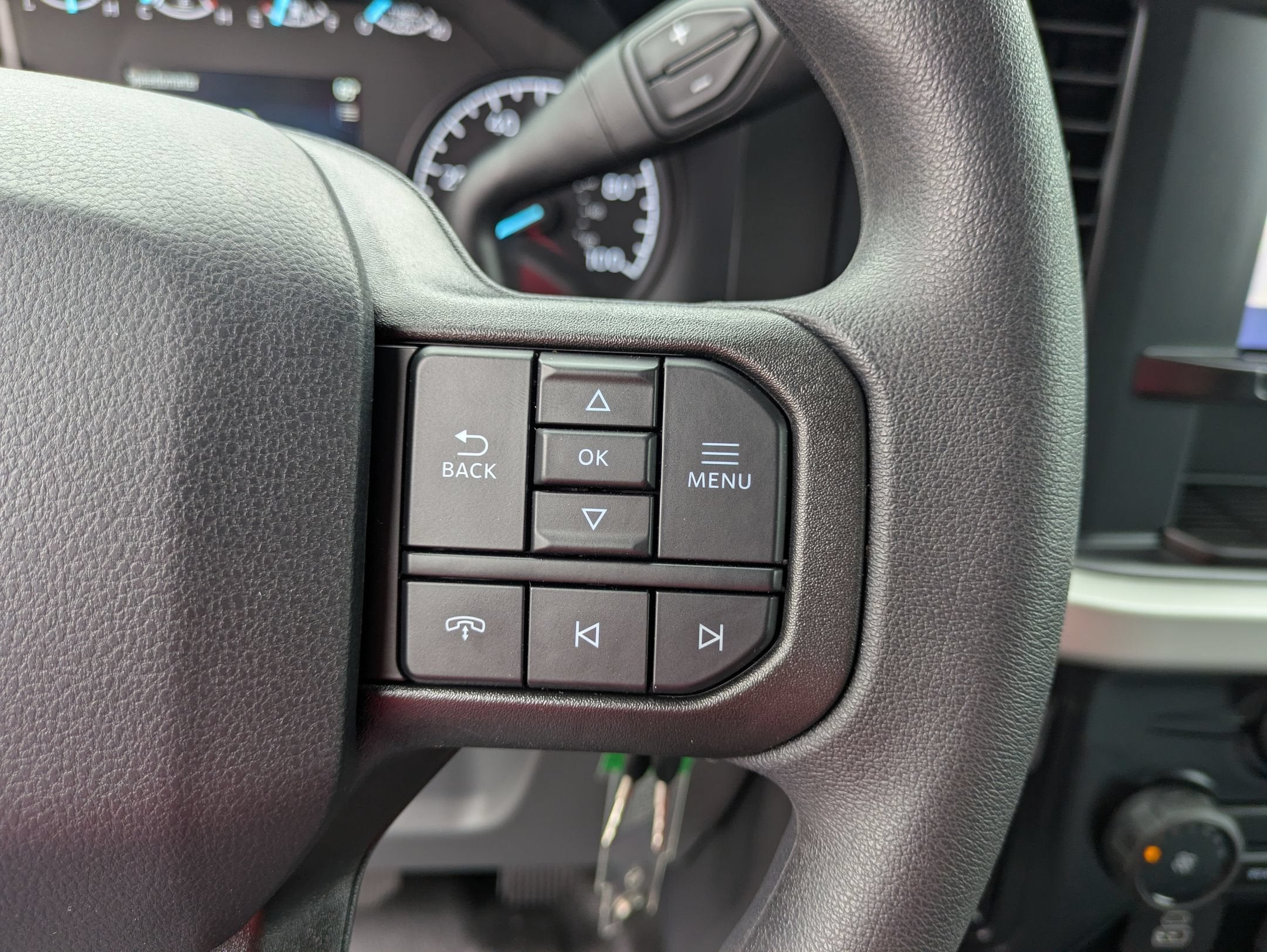 2027 Ford Super Duty F-550 DRW XL