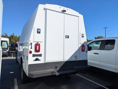 2026 Ford Super Duty F-550 DRW XL