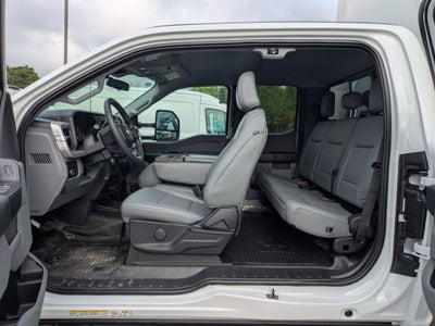 2026 Ford Super Duty F-550 DRW XL