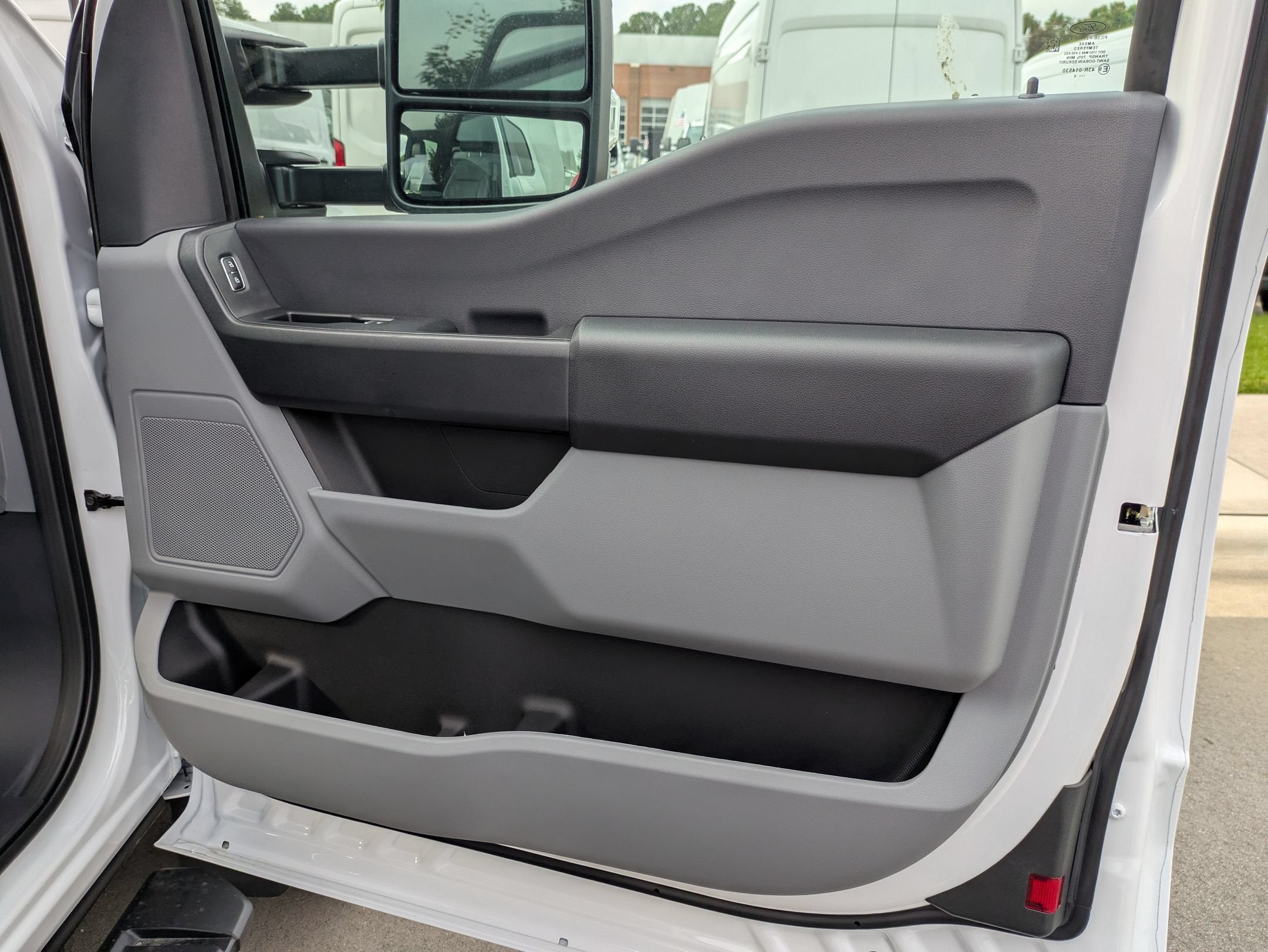 2026 Ford Super Duty F-550 DRW XL