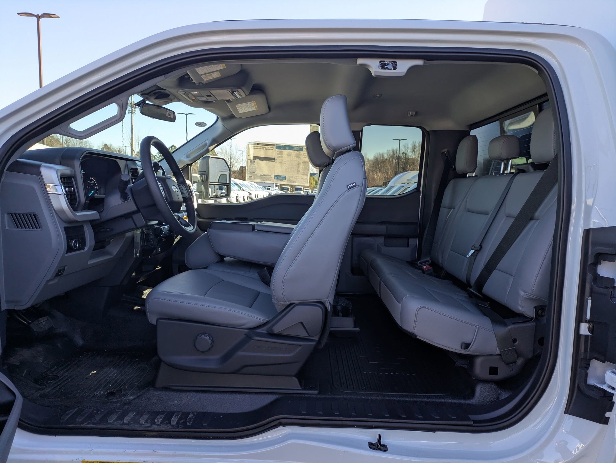 2026 Ford Super Duty F-550 DRW XL