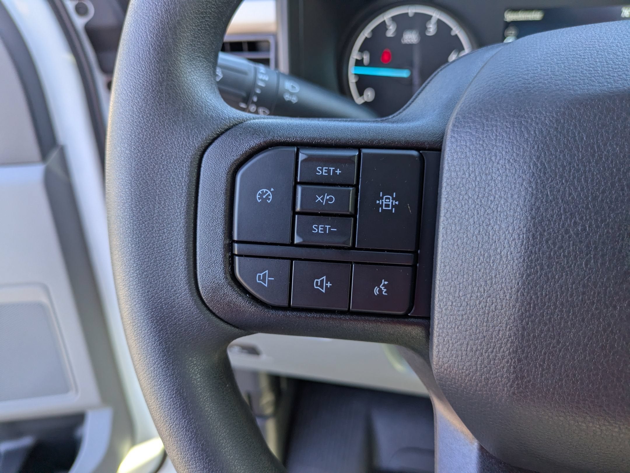 2026 Ford Super Duty F-550 DRW XL