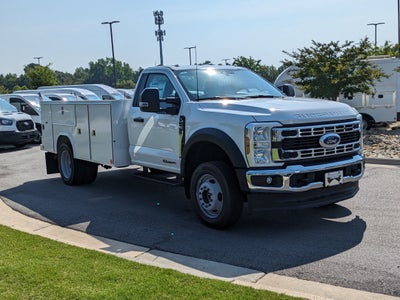 2025 Ford Super Duty F-550 DRW XL