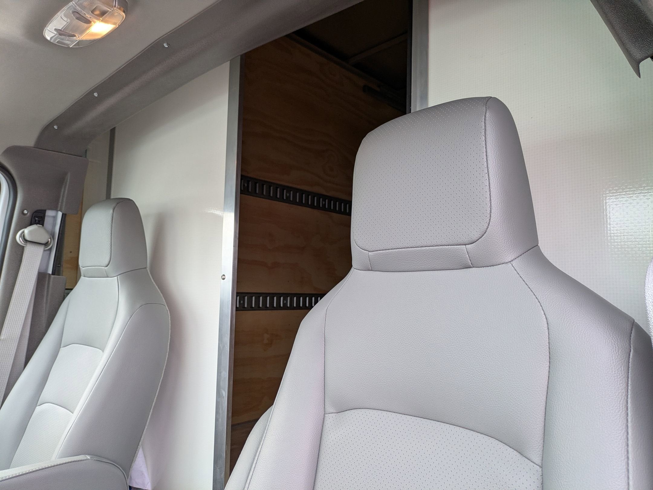 2026 Ford E-Series Cutaway E-350 DRW 158" WB