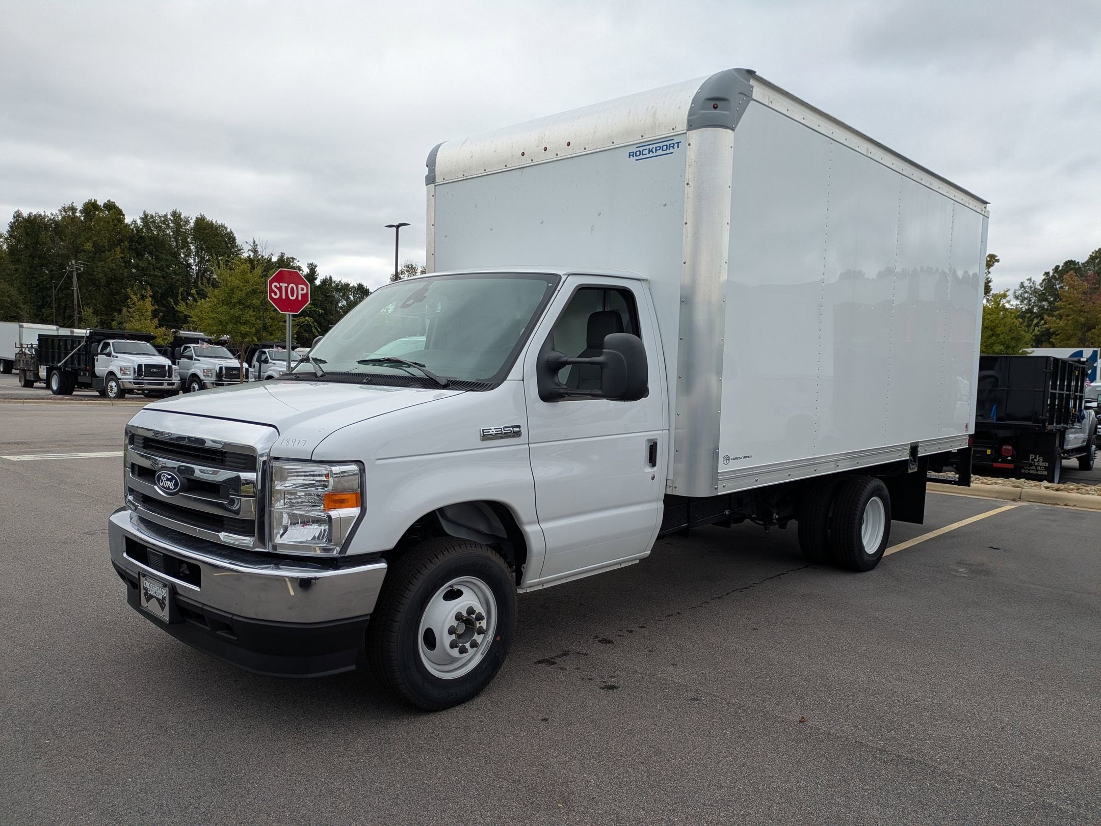 2026 Ford E-Series Cutaway E-350 DRW 158" WB