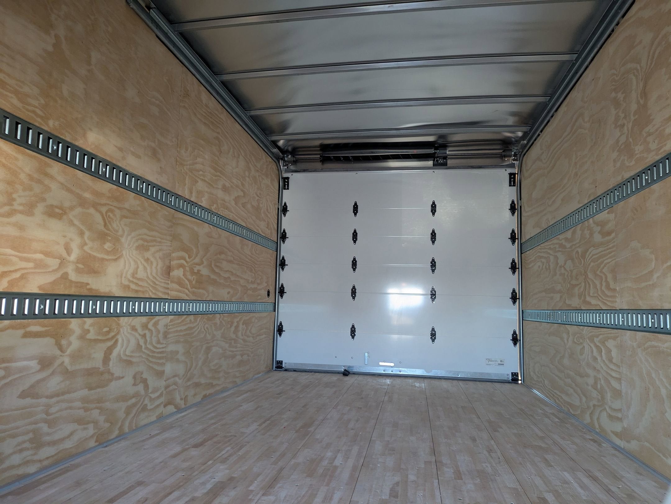 2026 Ford E-Series Cutaway Base