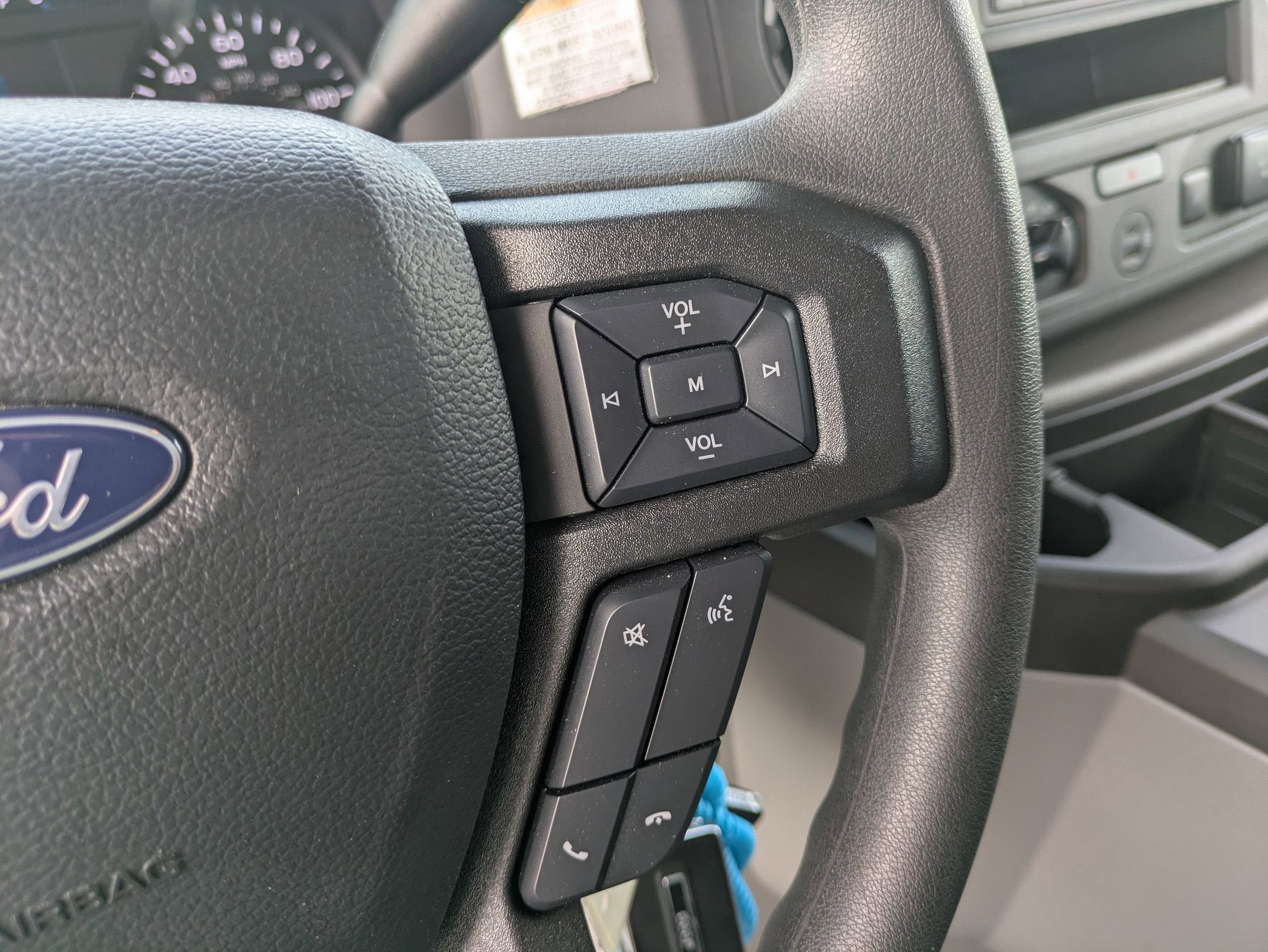 2025 Ford E-Series Cutaway E-350 SRW 138" WB