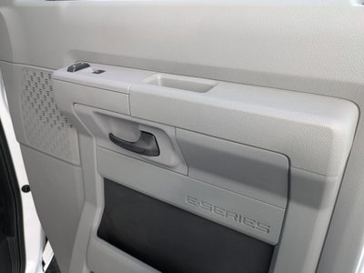 2025 Ford E-Series Cutaway E-350 SRW 138" WB