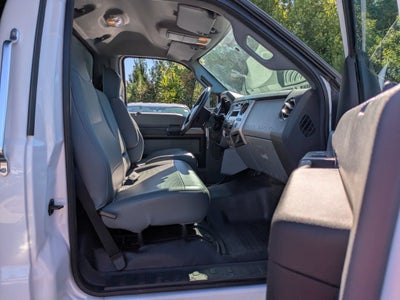 2022 Ford F-750SD Base