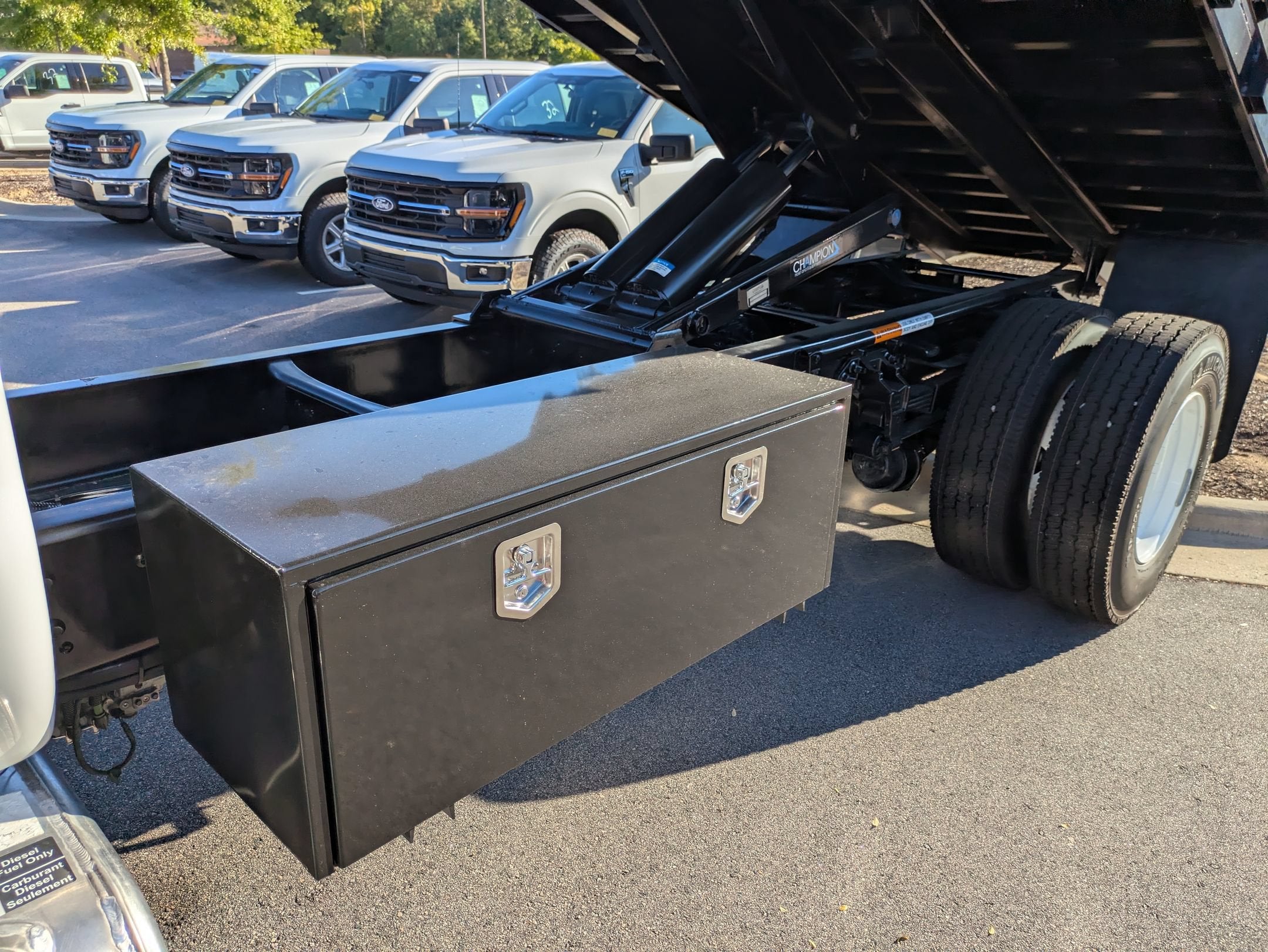 2027 Ford F-750SD Base